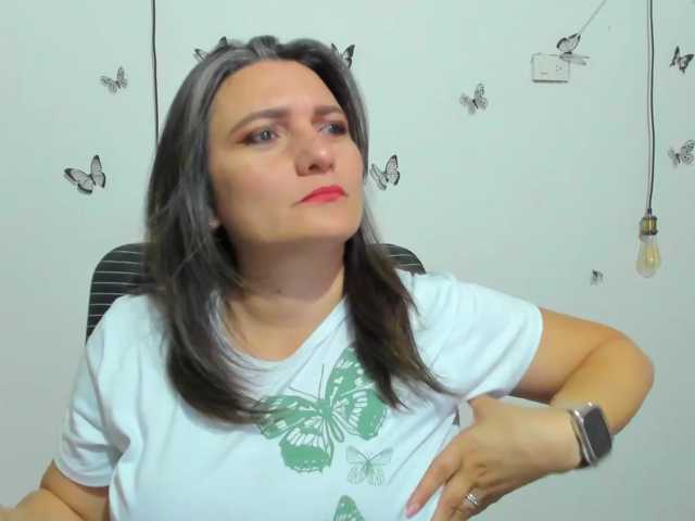 Amie-Adams82
