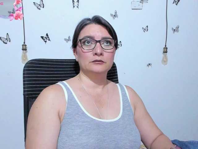 Amie-Adams82