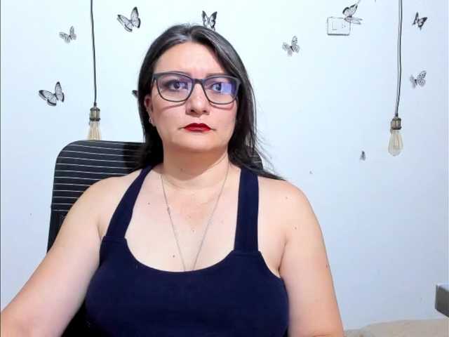 Amie-Adams82