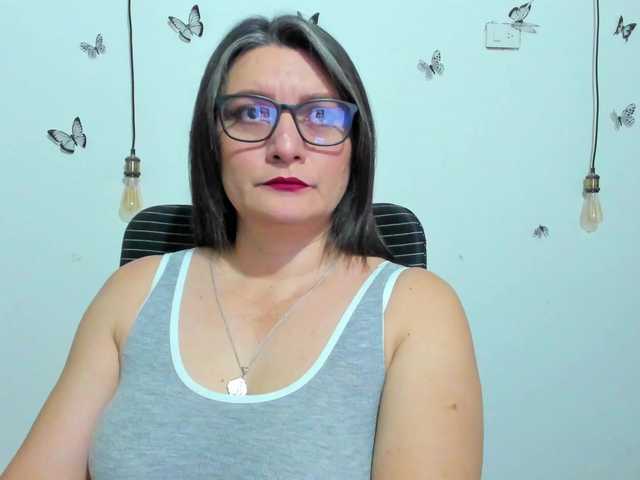 Amie-Adams82