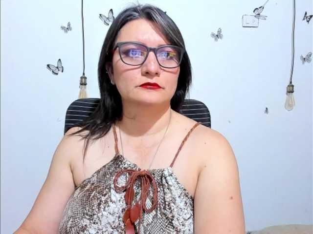 Amie-Adams82