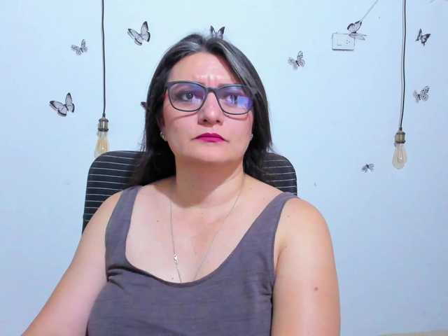 Amie-Adams82