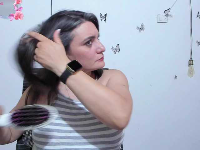 Sex chat gratuit in direct cu Amie-Adams82 pe BongaCams