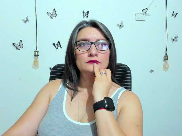 Amie-Adams82