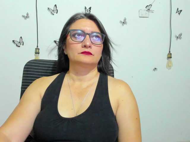 Amie-Adams82