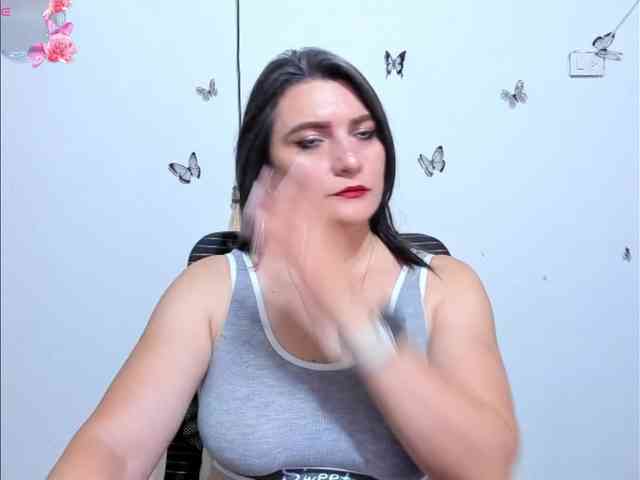 Amie-Adams82 webcam