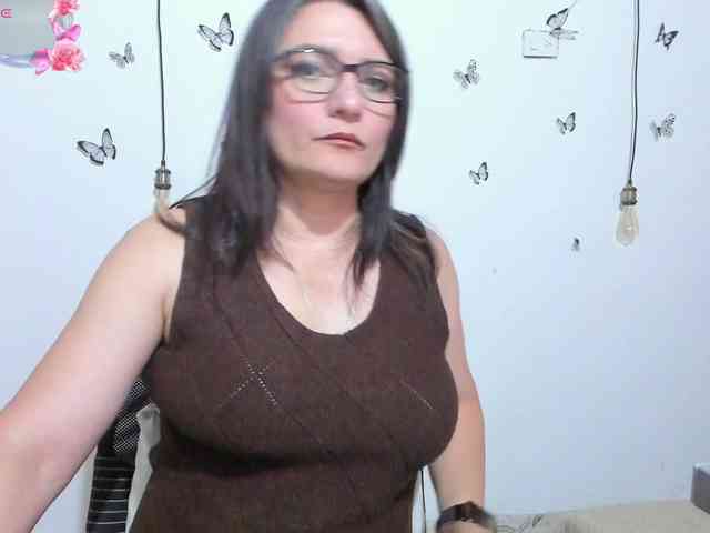 Amie-Adams82 webcam