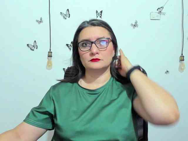 Amie-Adams82