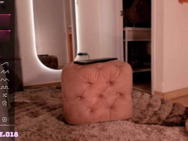 Preview of lexie-red