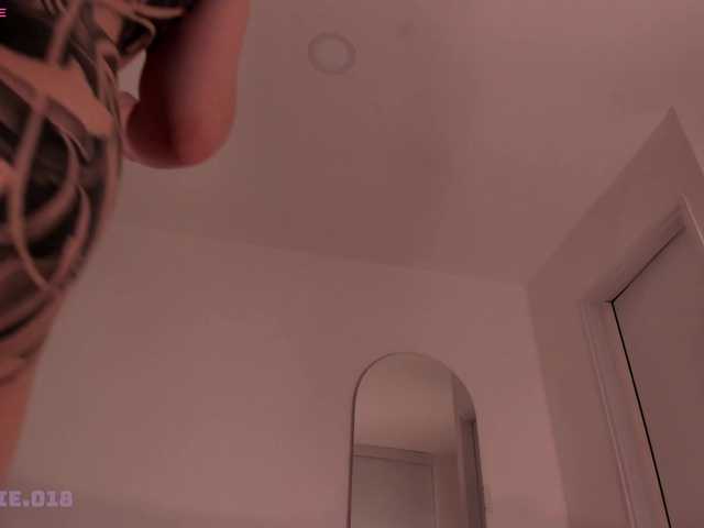 Lexie-red live cam on BongaCams