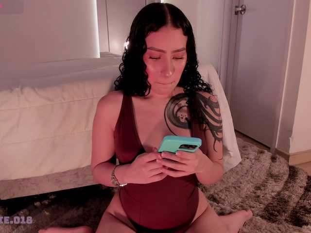 Lexie-red live cam on BongaCams