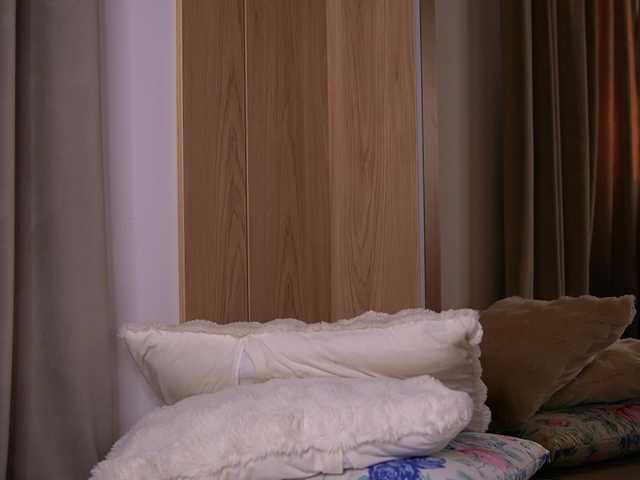  VanesaSimon chat room