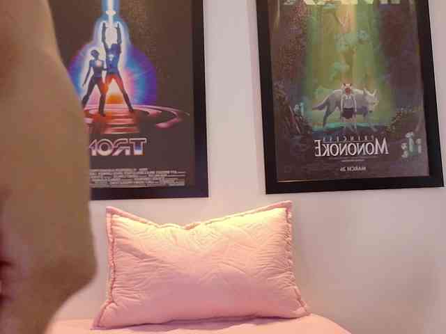 valkiriamoore webcam