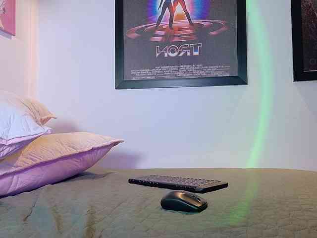 valkiriamoore webcam