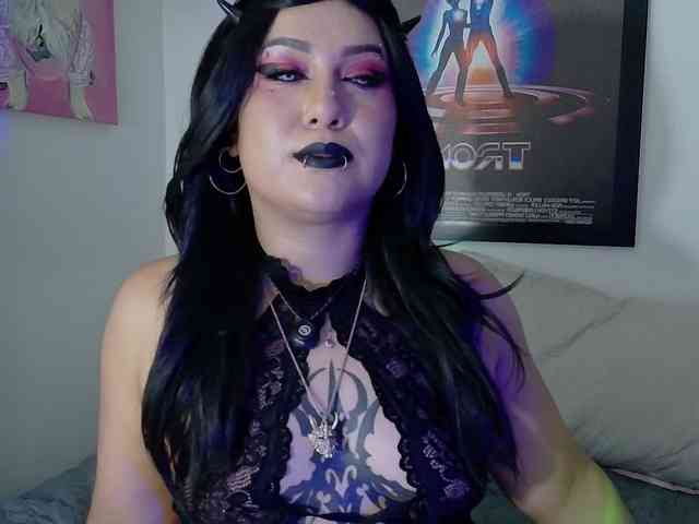 valkiriamoore webcam