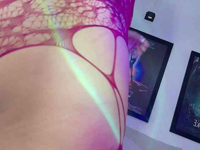 valkiriamoore webcam