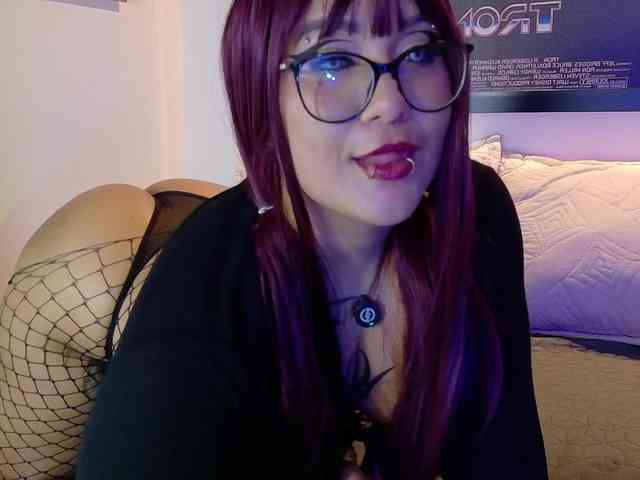 valkiriamoore webcam