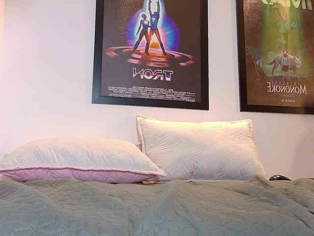 valkiriamoore webcam