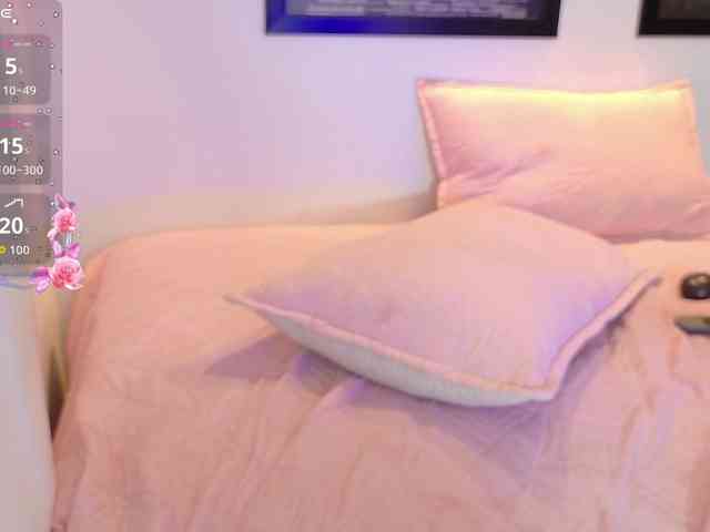 valkiriamoore webcam