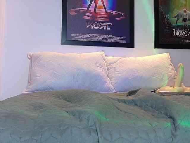 valkiriamoore webcam