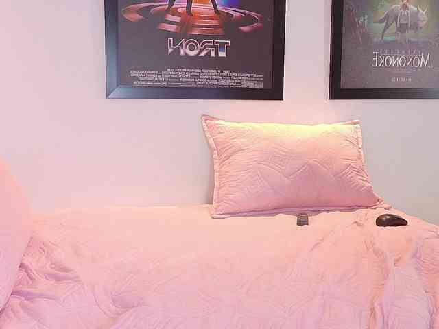 valkiriamoore webcam