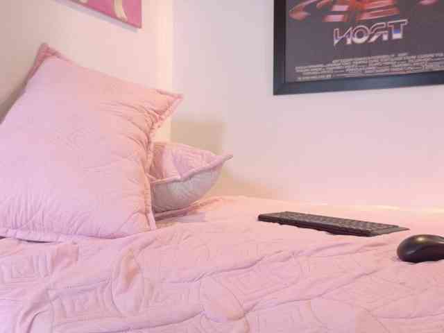 valkiriamoore webcam