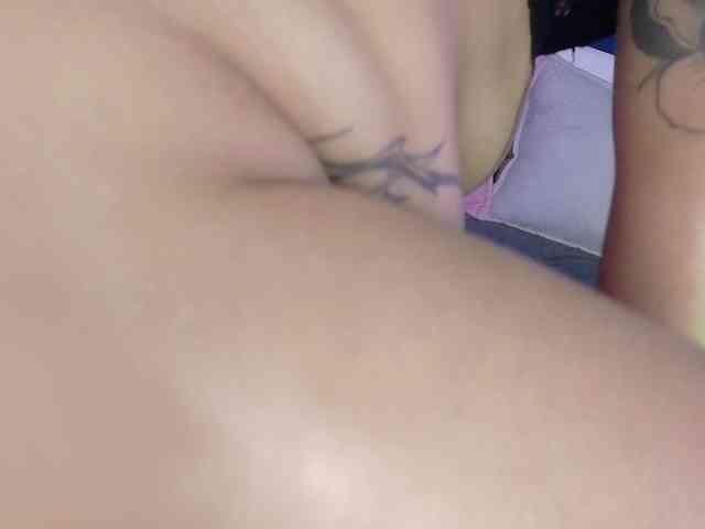 naked chat Valkiriamoore