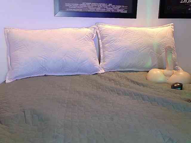 valkiriamoore webcam