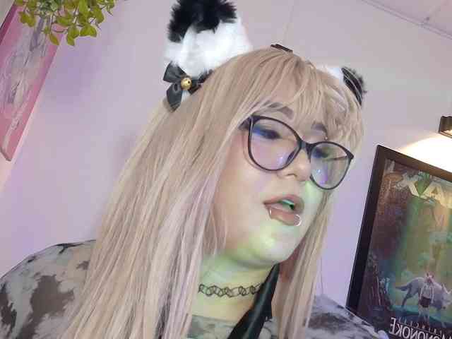 valkiriamoore webcam