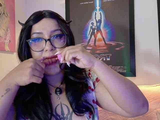 valkiriamoore webcam