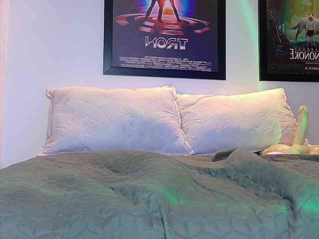 valkiriamoore webcam