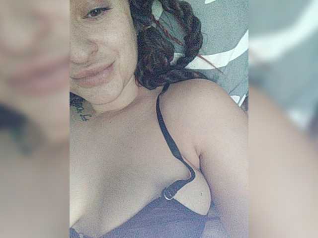 miss-l0ve live cam on BongaCams