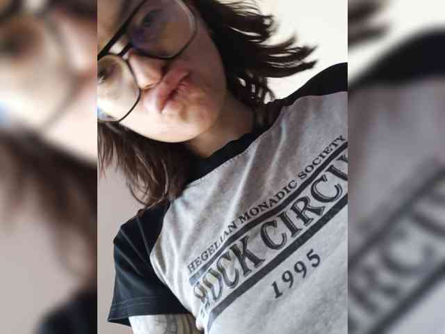 miss-l0ve webcam