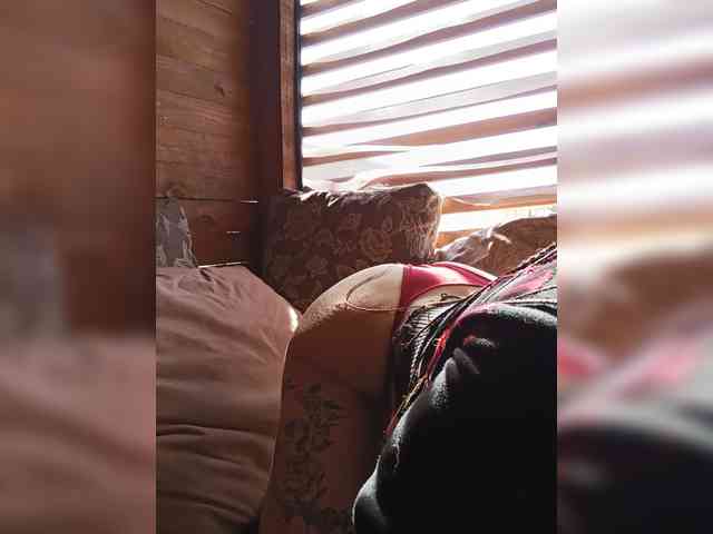 miss-l0ve webcam