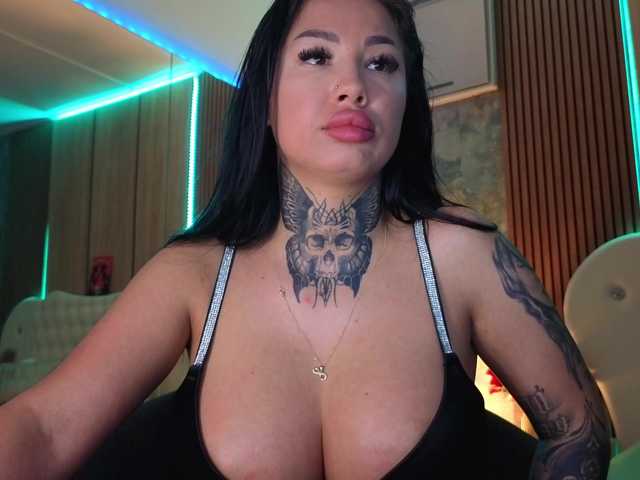 AngellBlackX live webcam show