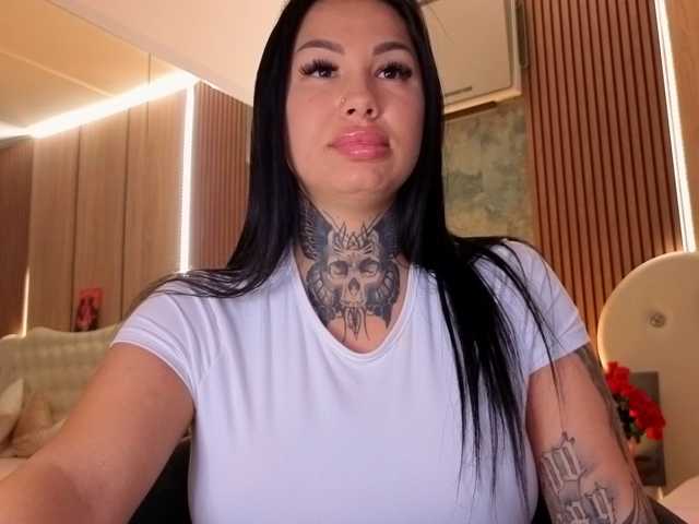 AngellBlackX, live now on BongaCams