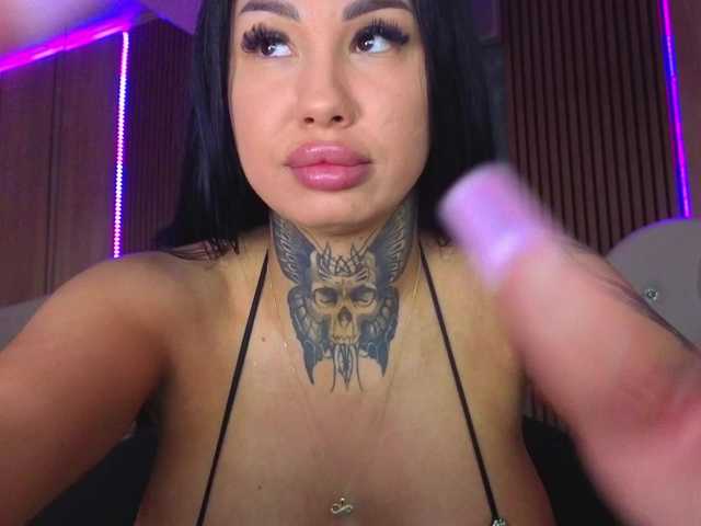 AngellBlackX live cam on BongaCams
