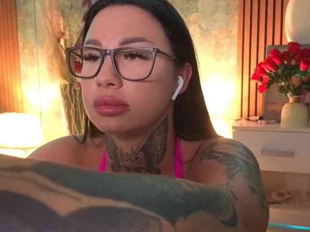 AngellBlackX Live Webcam on BongaCams