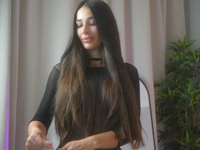 MiriamFoxx live cam on BongaCams