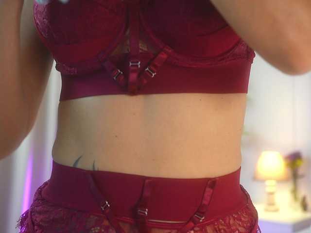 MiriamFoxx live webcam show