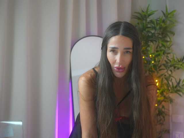 miriamfoxx online