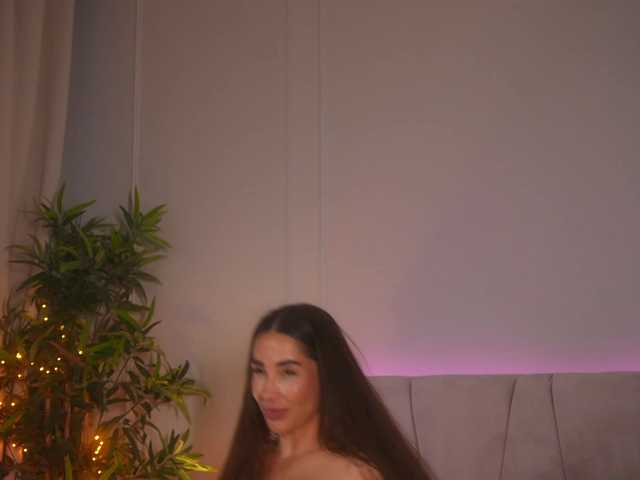 MiriamFoxx live cam