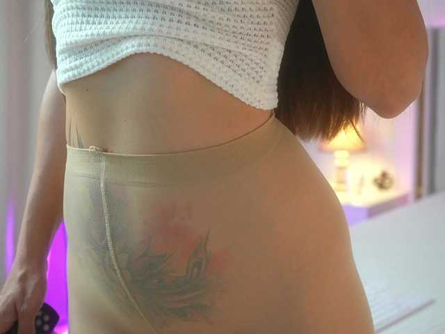 MiriamFoxx live webcam show