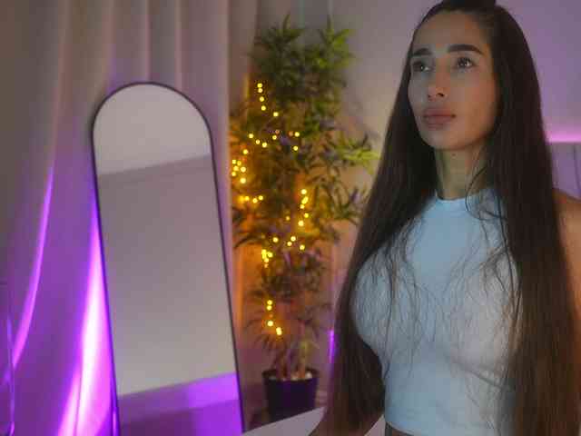 MiriamFoxx webcam