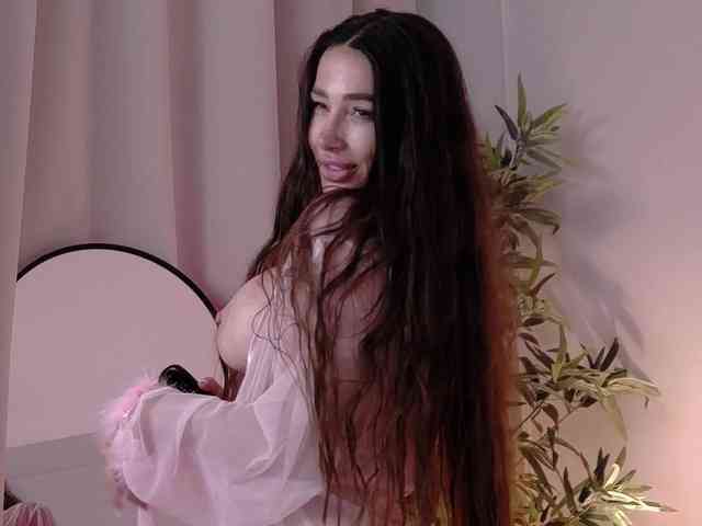 MiriamFoxx webcam