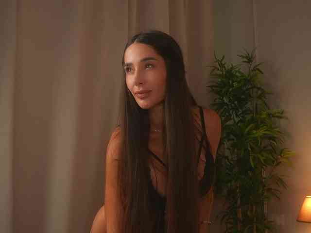 MiriamFoxx Live Webcam on BongaCams