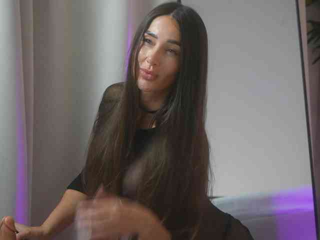 MiriamFoxx webcam