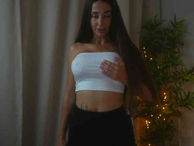 MiriamFoxx webcam