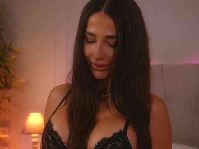 MiriamFoxx webcam