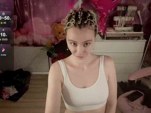 MariiaMil webcam